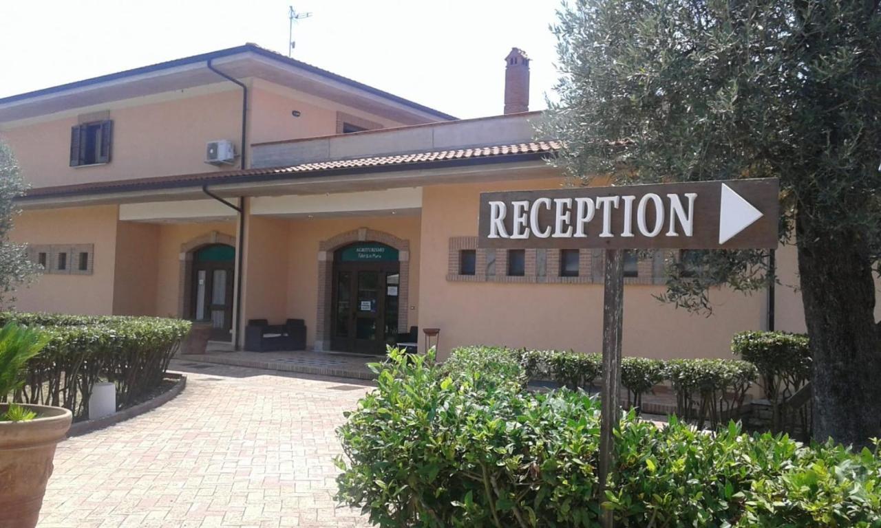 Agriturismo Fabrizio Maria Villa Capaccio Exterior foto